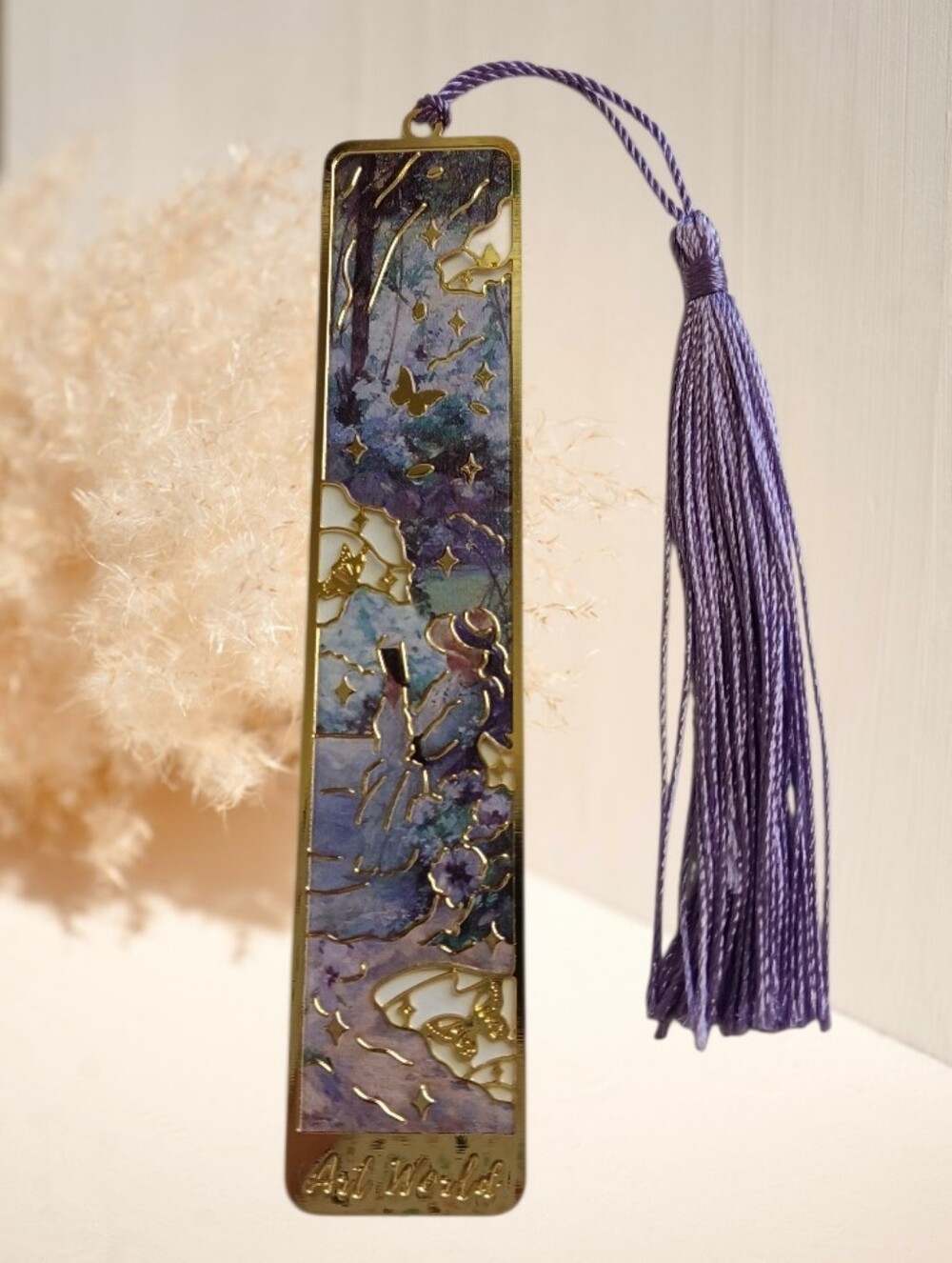 Bookmark Golden Hollow Lady & Book